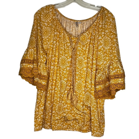 C Est. 1946 Top - Picture 1 of 7